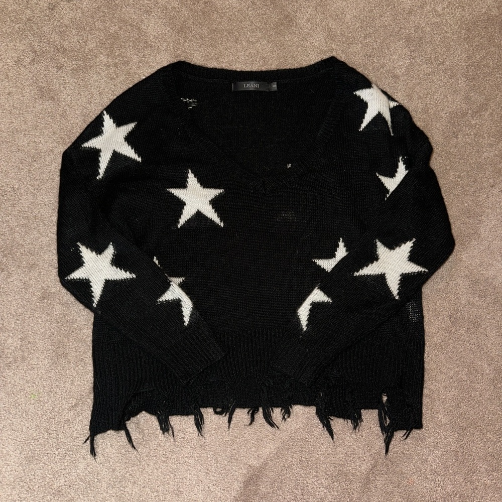 Leani black size S star sweater